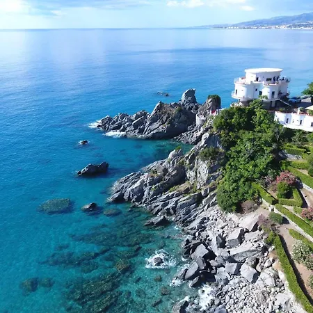 Alcado Villa Copanello